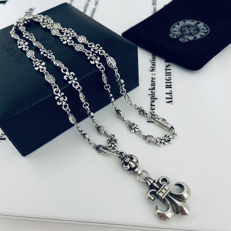 Ch**me He**ts necklaces